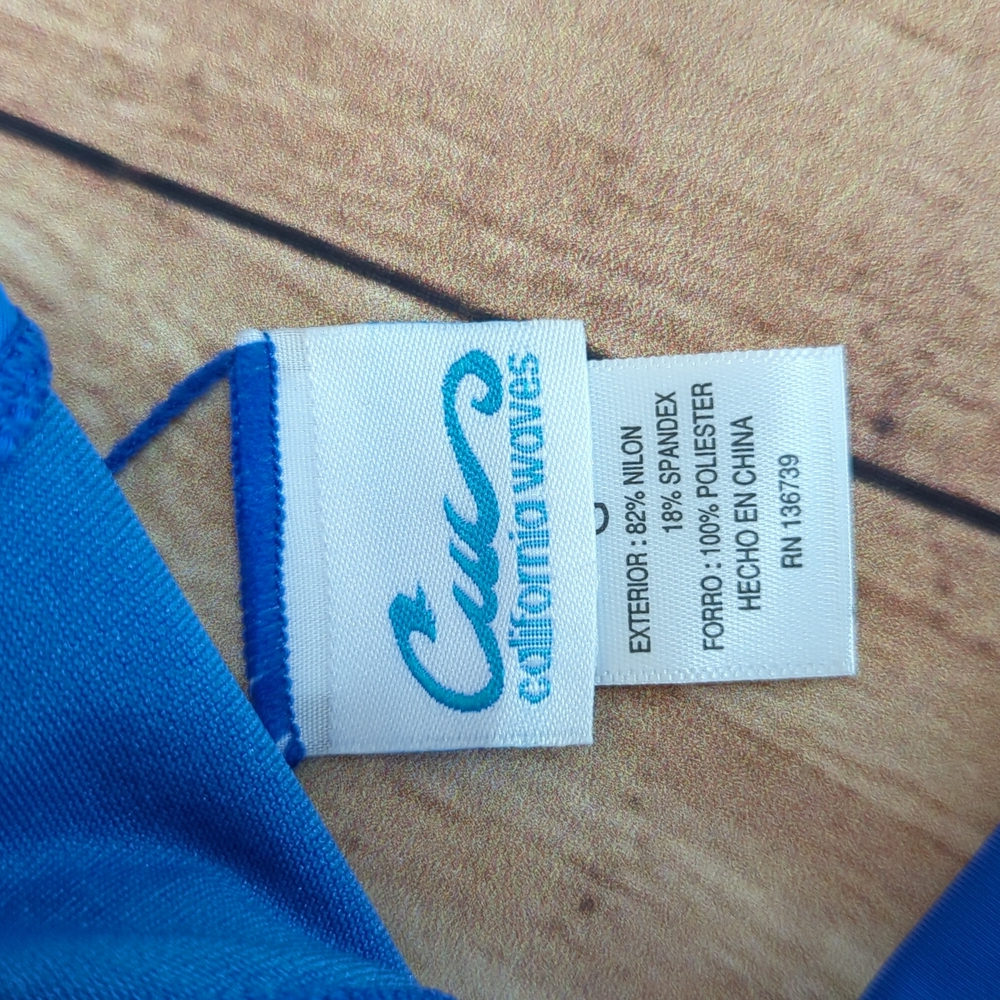 CALIFORNIA WAVES Cerulean Blue Bikini Top Back Tie Closure Molded Cups S… - Picture 5 of 6